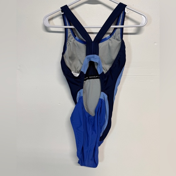 NEW Speedo Quantum Hyper Blue One Piece Womens Swimsuit Size 10 NWT - Picture 2 of 4